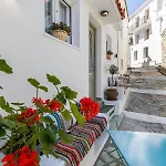 Skopelitian Relaxing House 펜션 스코펠로스 타운