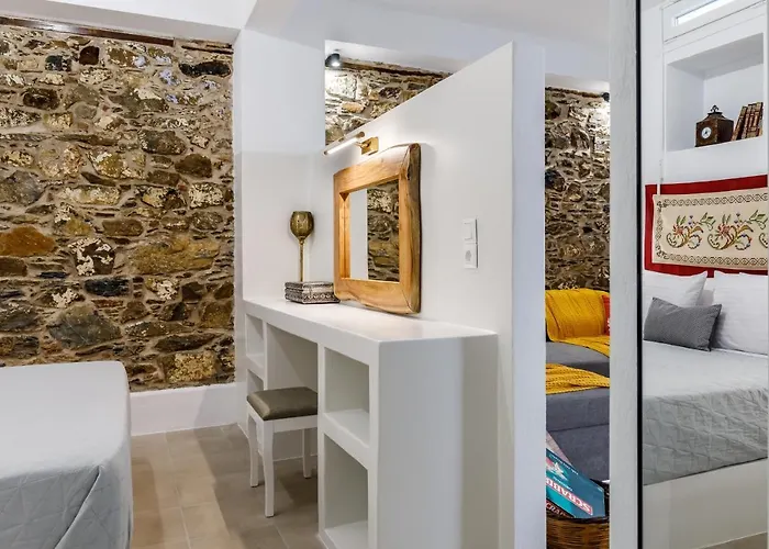 Skopelitian Relaxing House * Skopelos